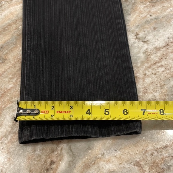 Y2K Button Fly Guess Jeans 30x29 - Picture 11 of 11